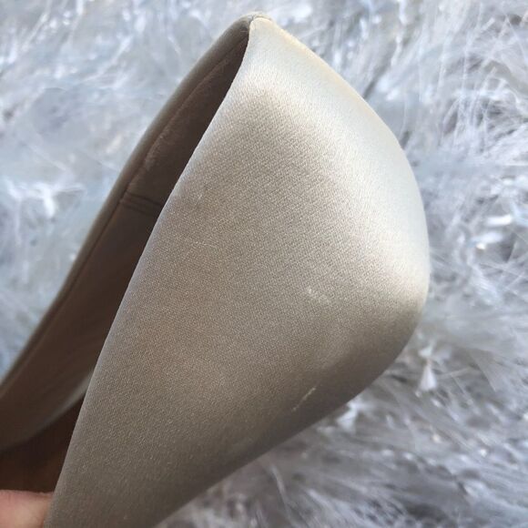 BADGLEY MISCHKA Vail Ivory Satin Kitten Heel Pump - Picture 10 of 15